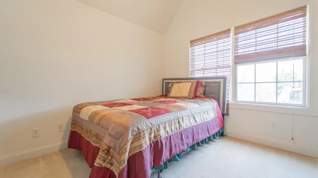 $3,500 | 1614 Poplar Lane, Munster, IN 46321