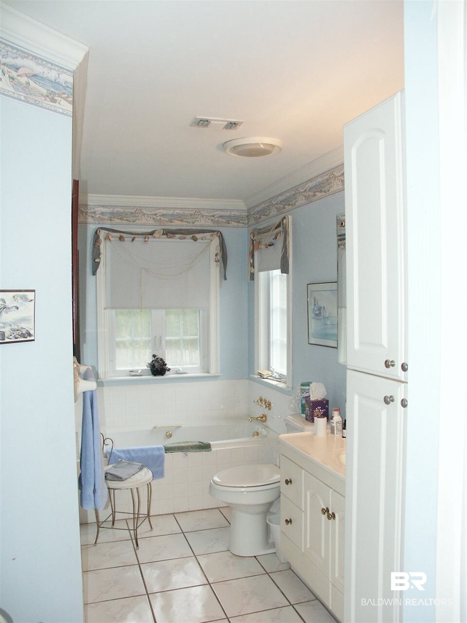 2555 Santa Rosa Drive Lillian, AL 36549 - Photo 9 of 19 Master Bath