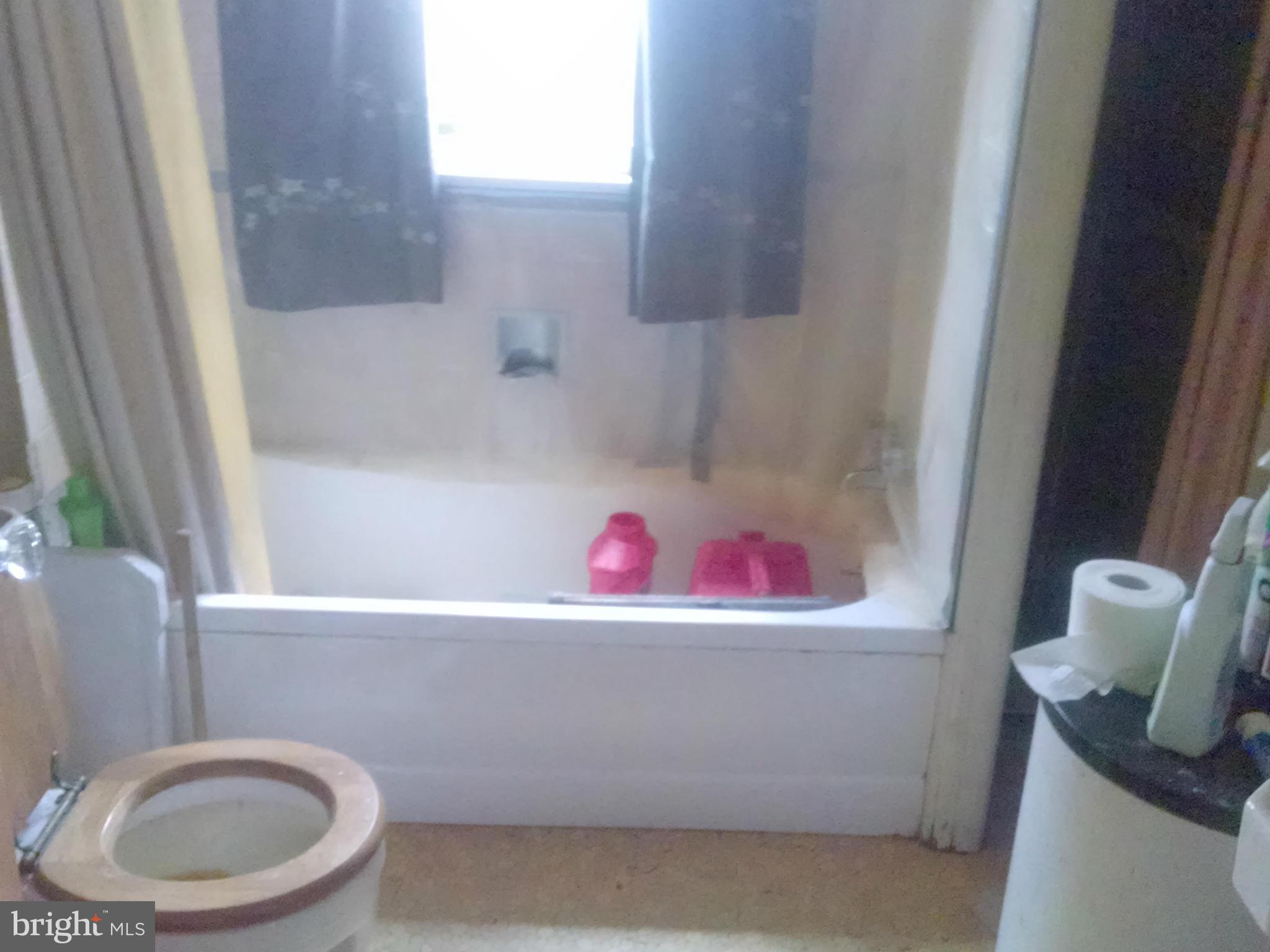 6205 Twin Point Cove Road Cambridge, MD 21613 - Photo 10 of 12 Bath