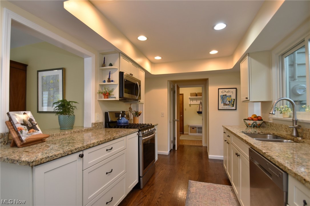 2677 Coventry Road Cleveland, OH 44120 - Photo 7 of 19 Gallery Image 7