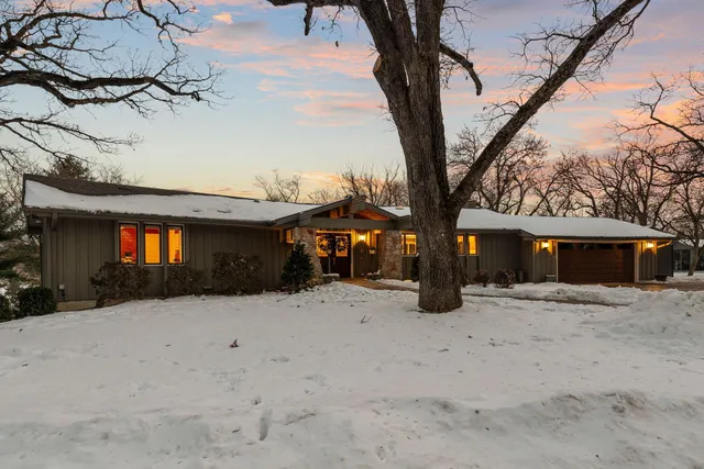 $674,900 | 701 4th Street Southwest, Austin, MN 55912