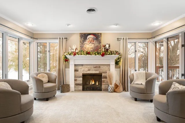 $674,900 | 701 4th Street Southwest, Austin, MN 55912