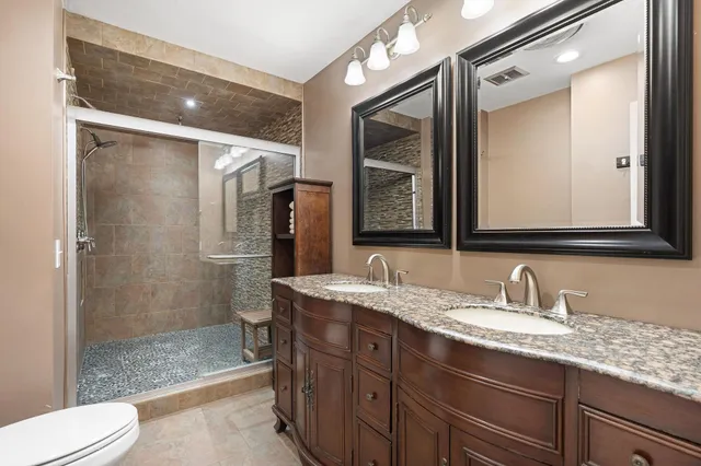 $674,900 | 701 4th Street Southwest, Austin, MN 55912