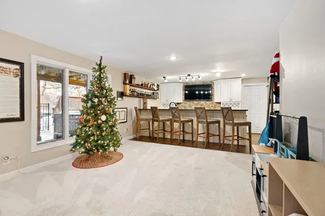 $674,900 | 701 4th Street Southwest, Austin, MN 55912