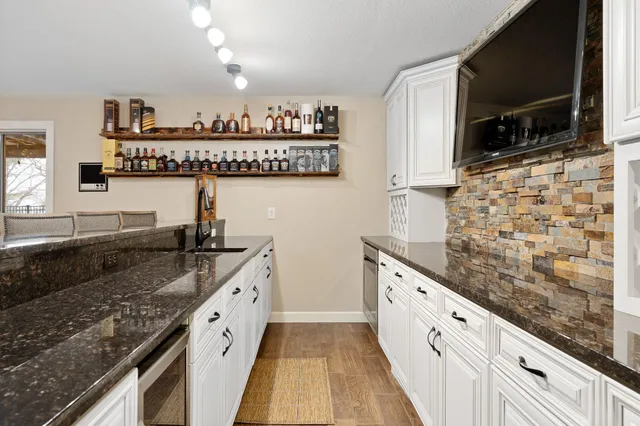 $674,900 | 701 4th Street Southwest, Austin, MN 55912