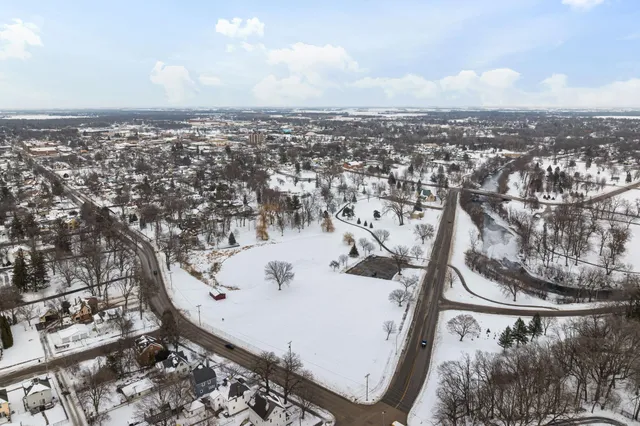 $649,900 | 701 4th Street Southwest, Austin, MN 55912