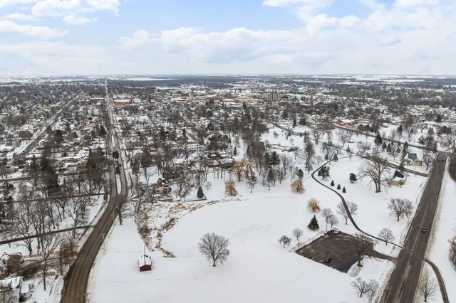 $649,900 | 701 4th Street Southwest, Austin, MN 55912