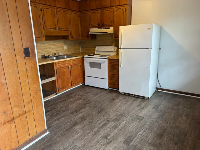 $914 | 128 Charles Street, Unit 2, Danville, VA 24541