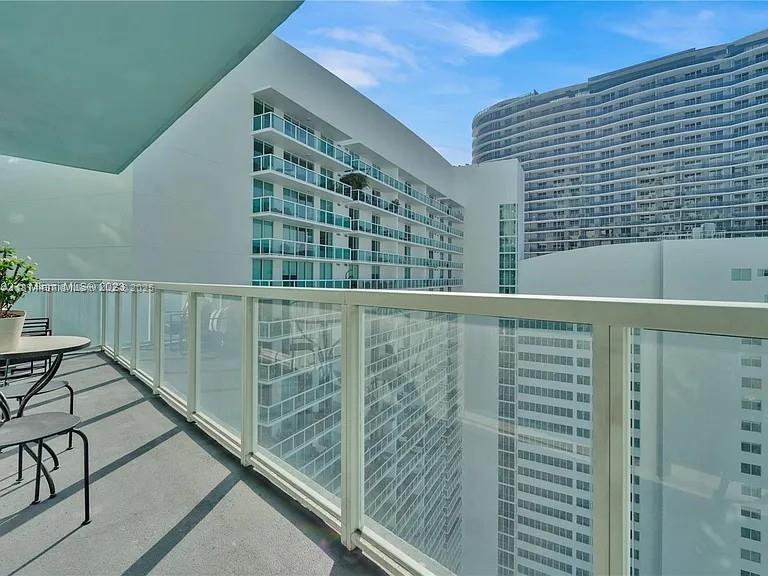 1900 North Bayshore Drive, Unit 3507 Miami, FL 33132 - Photo 11 of 22 a view of balcony