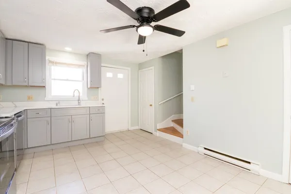 $2,500 | 71 Norton Street, Unit 3, Attleboro, MA 02703