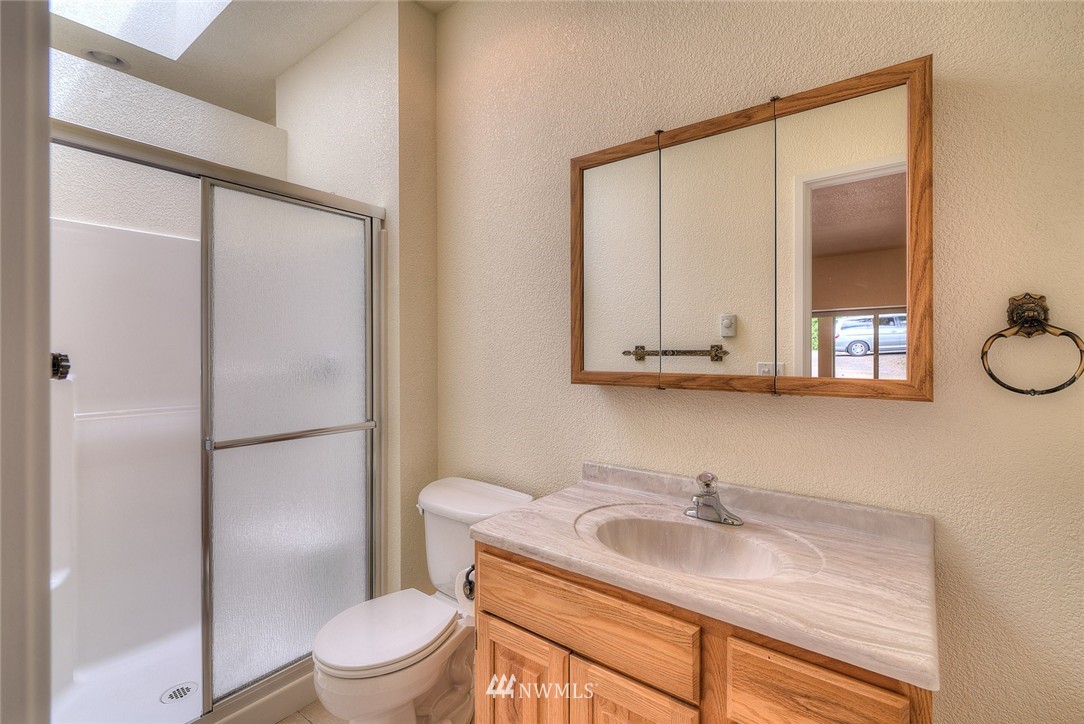 5676 Southeast Nelson Road Olalla, WA 98359 - Photo 12 of 20 Gallery Image 12