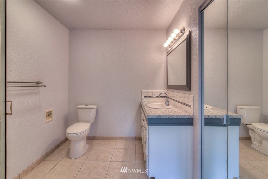 5676 Southeast Nelson Road Olalla, WA 98359 - Photo 15 of 20 Gallery Image 15