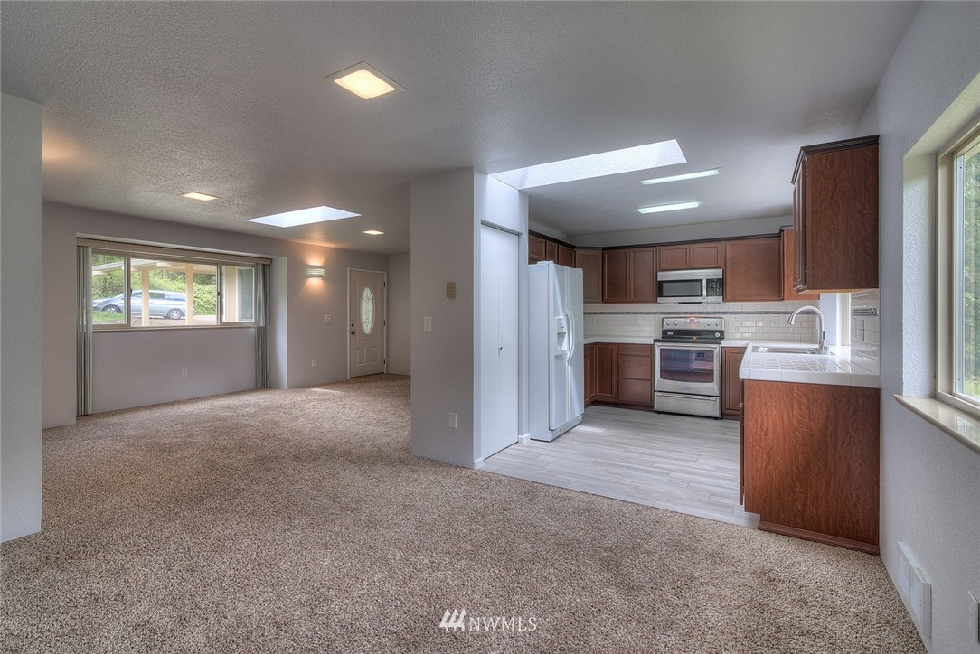 5676 Southeast Nelson Road Olalla, WA 98359 - Photo 5 of 20 Gallery Image 5
