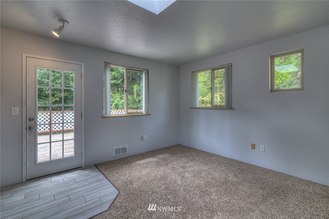 5676 Southeast Nelson Road Olalla, WA 98359 - Photo 8 of 20 Gallery Image 8
