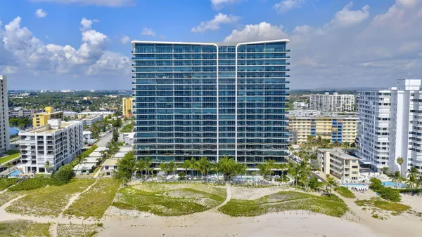 $2,899,000 | 900 North Ocean Boulevard, Unit 904, Pompano Beach, FL 33062