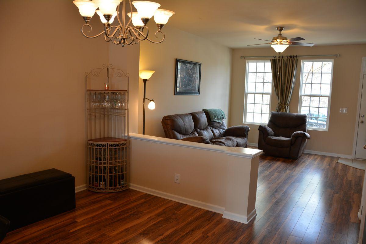 828 Rue Drive Charleston, SC 29414 - Photo 3 of 11 thumb_DSC_8200