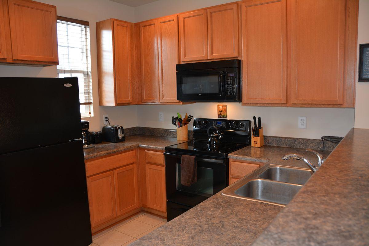 828 Rue Drive Charleston, SC 29414 - Photo 4 of 11 thumb_DSC_8210
