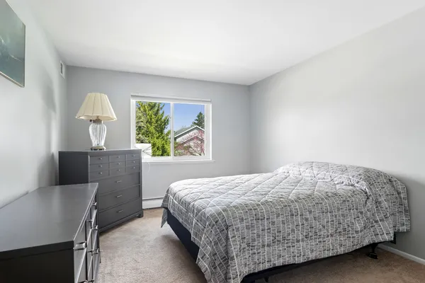 $175,000 | 2407 East Olive Street, Unit 2F, Arlington Heights, IL 60004