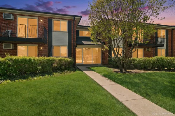$175,000 | 2407 East Olive Street, Unit 2F, Arlington Heights, IL 60004