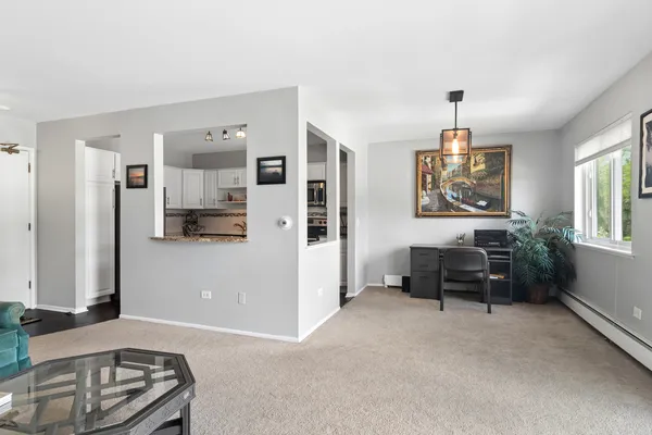 $175,000 | 2407 East Olive Street, Unit 2F, Arlington Heights, IL 60004