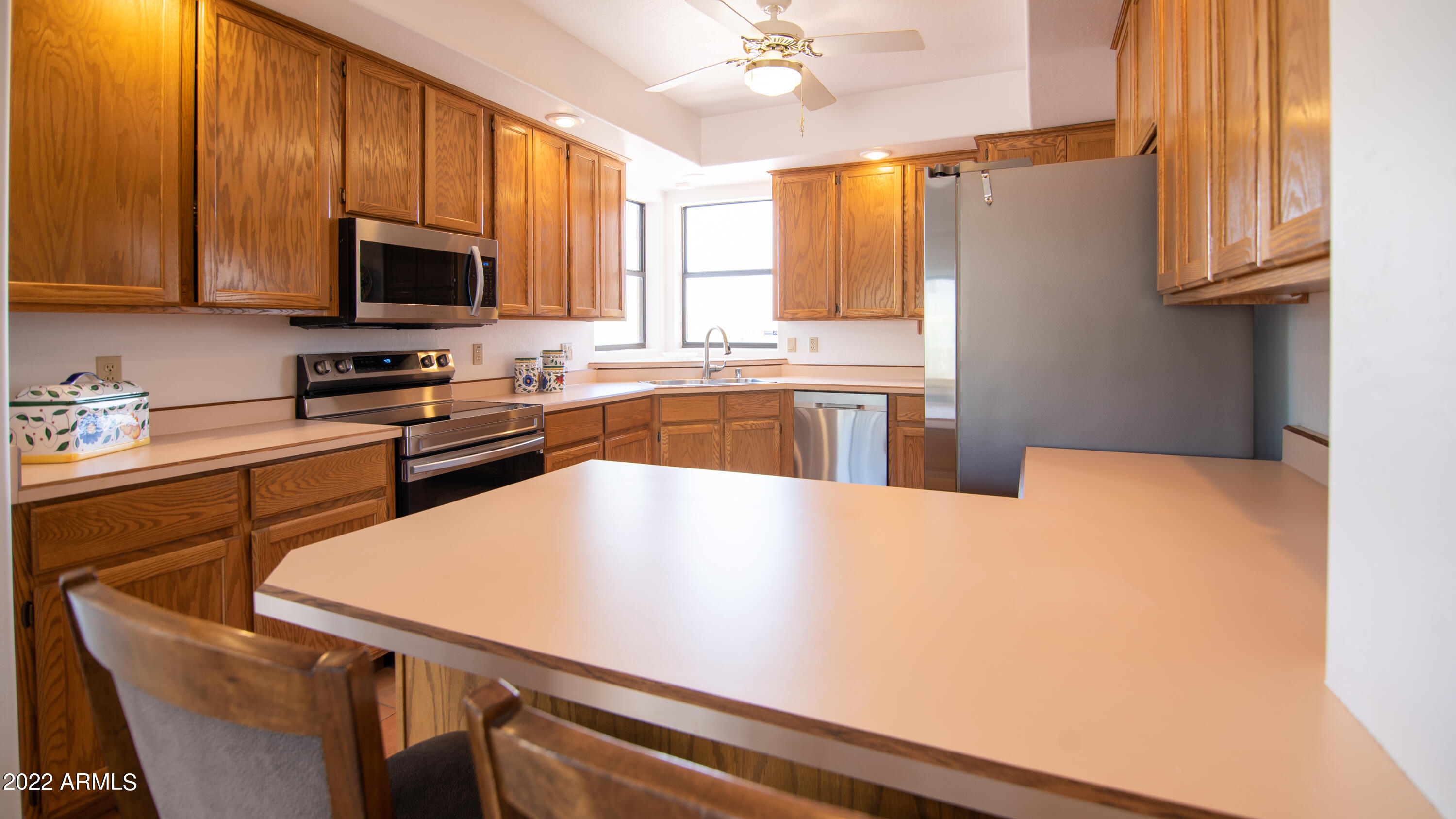 350 South Prospectors Road Apache Junction, AZ 85119 - Photo 17 of 41 19