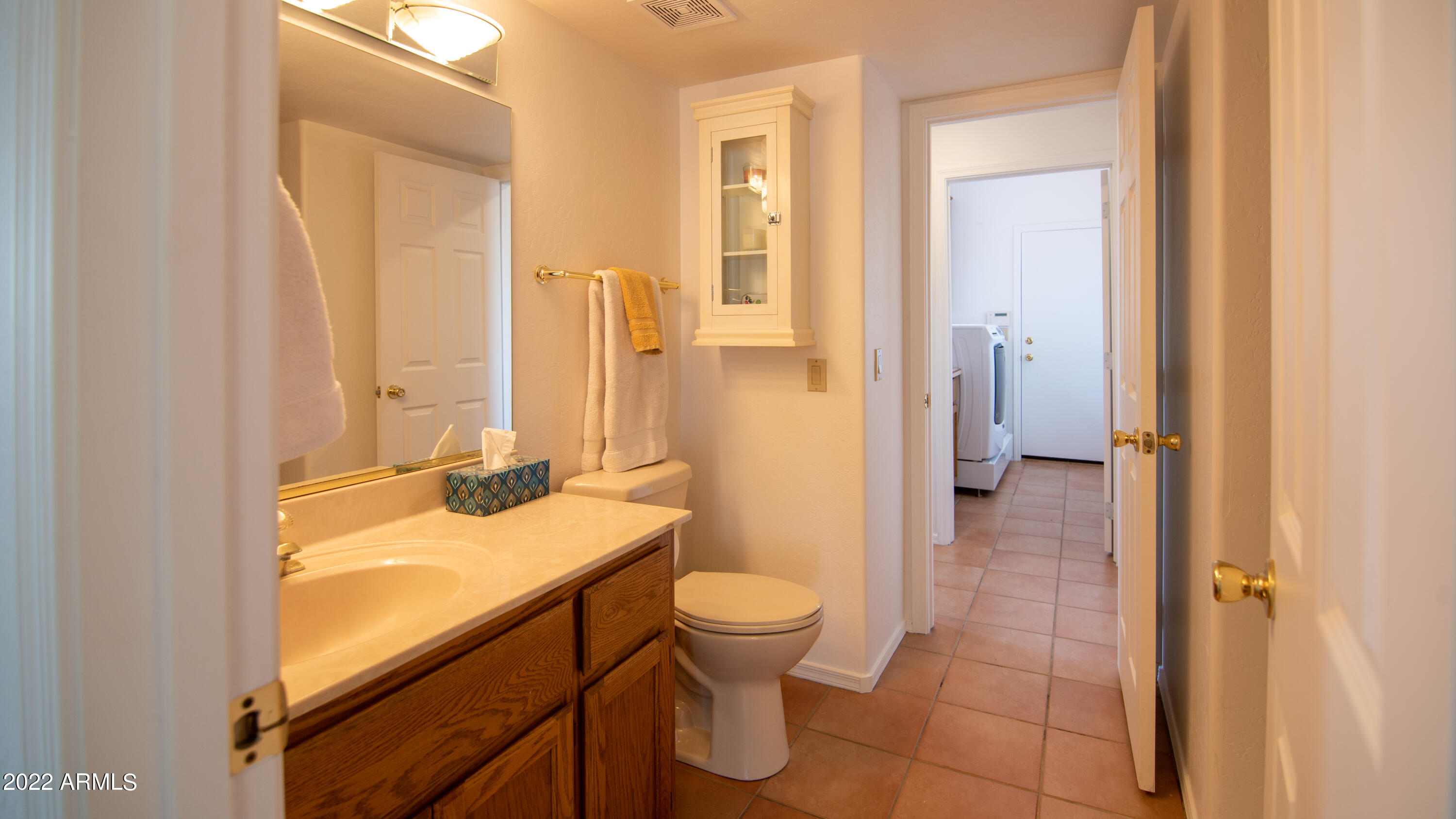 350 South Prospectors Road Apache Junction, AZ 85119 - Photo 21 of 41 23