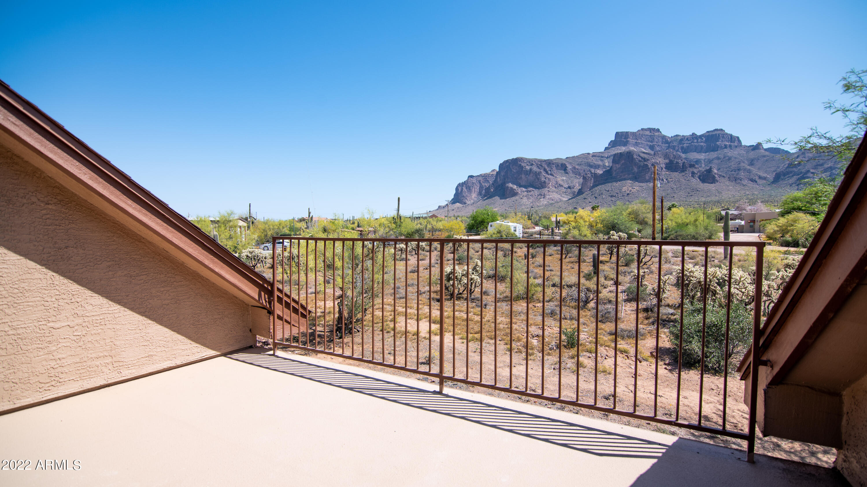 350 South Prospectors Road Apache Junction, AZ 85119 - Photo 33 of 41 34