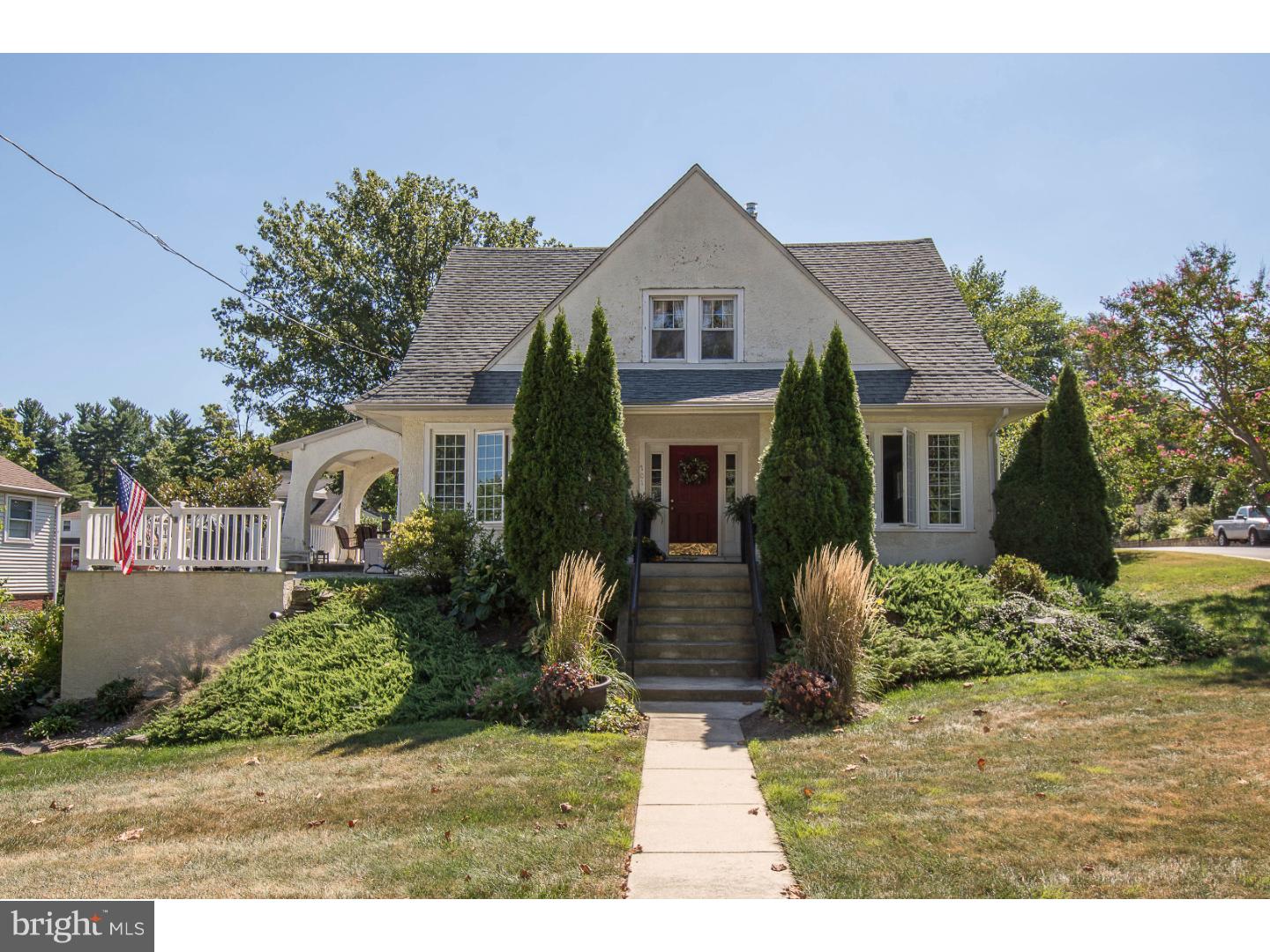 701 East Manoa Road Havertown, PA 19083 - Photo 2 of 25 Exterior Front