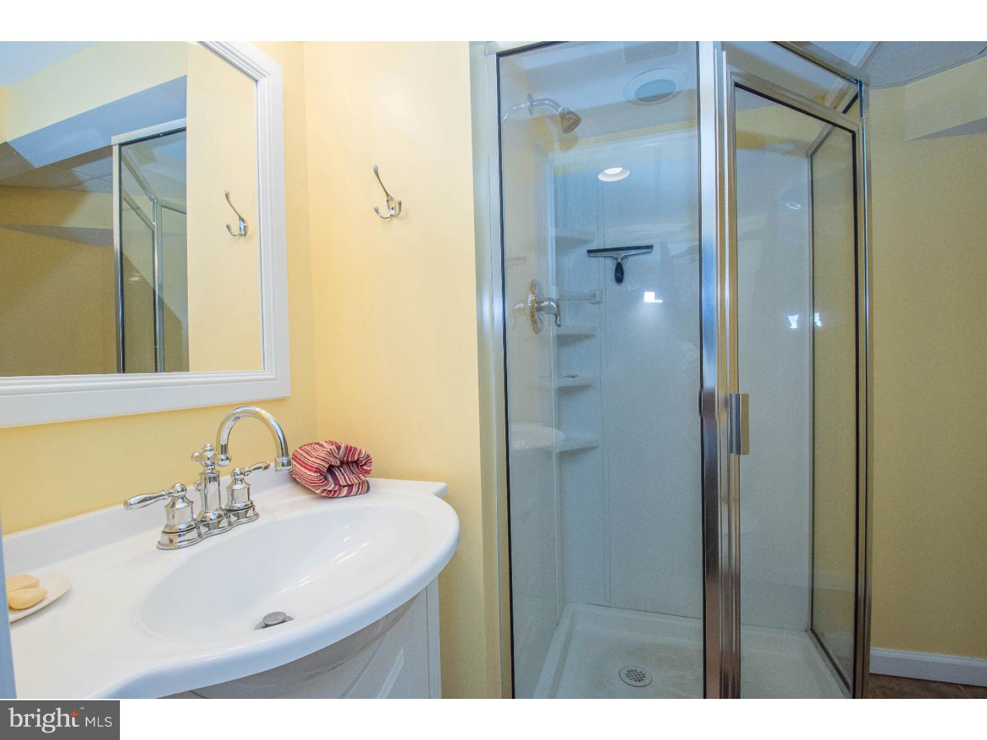 701 East Manoa Road Havertown, PA 19083 - Photo 21 of 25 Bathroom