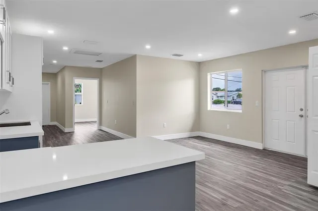 $3,150 | 2451 A Northwest 21st Street, Fort Lauderdale, FL 33311