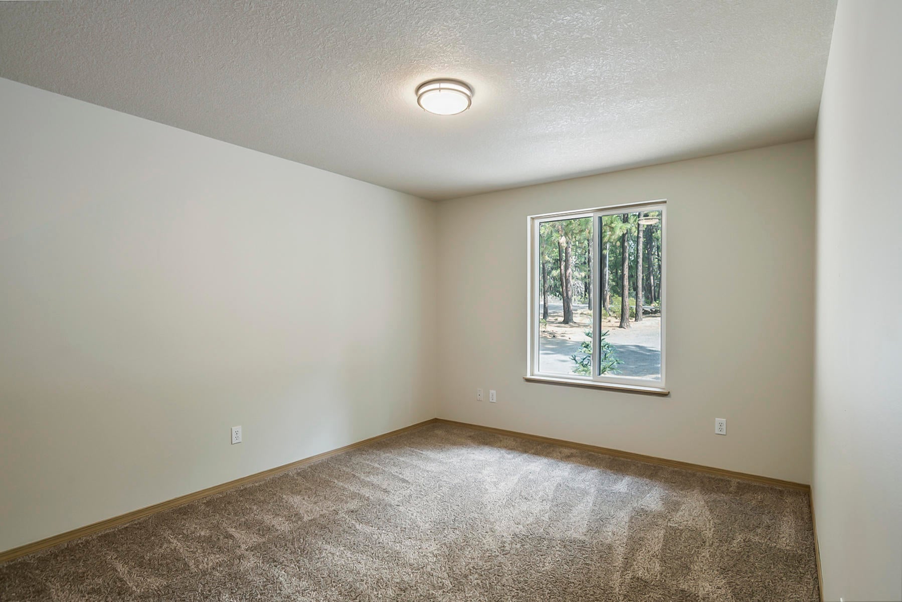 60125 Crater Road Bend, OR 97702 - Photo 29 of 34 26JH5_0741