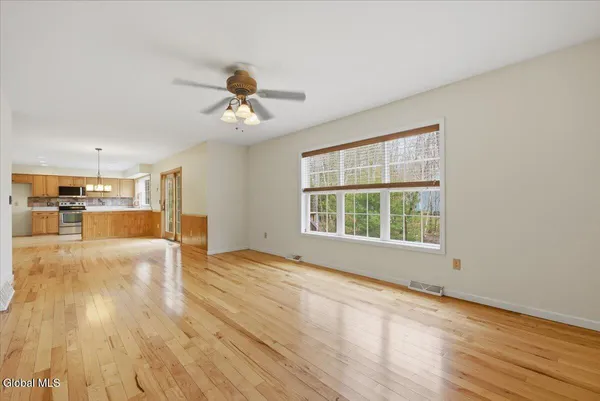 $519,000 | 2 Shuvee Lane, Wilton, NY 12831