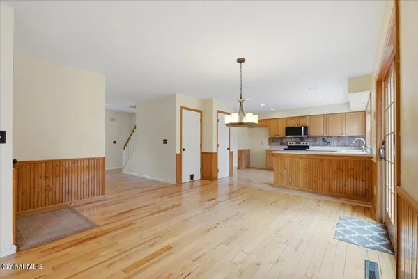 $519,000 | 2 Shuvee Lane, Wilton, NY 12831