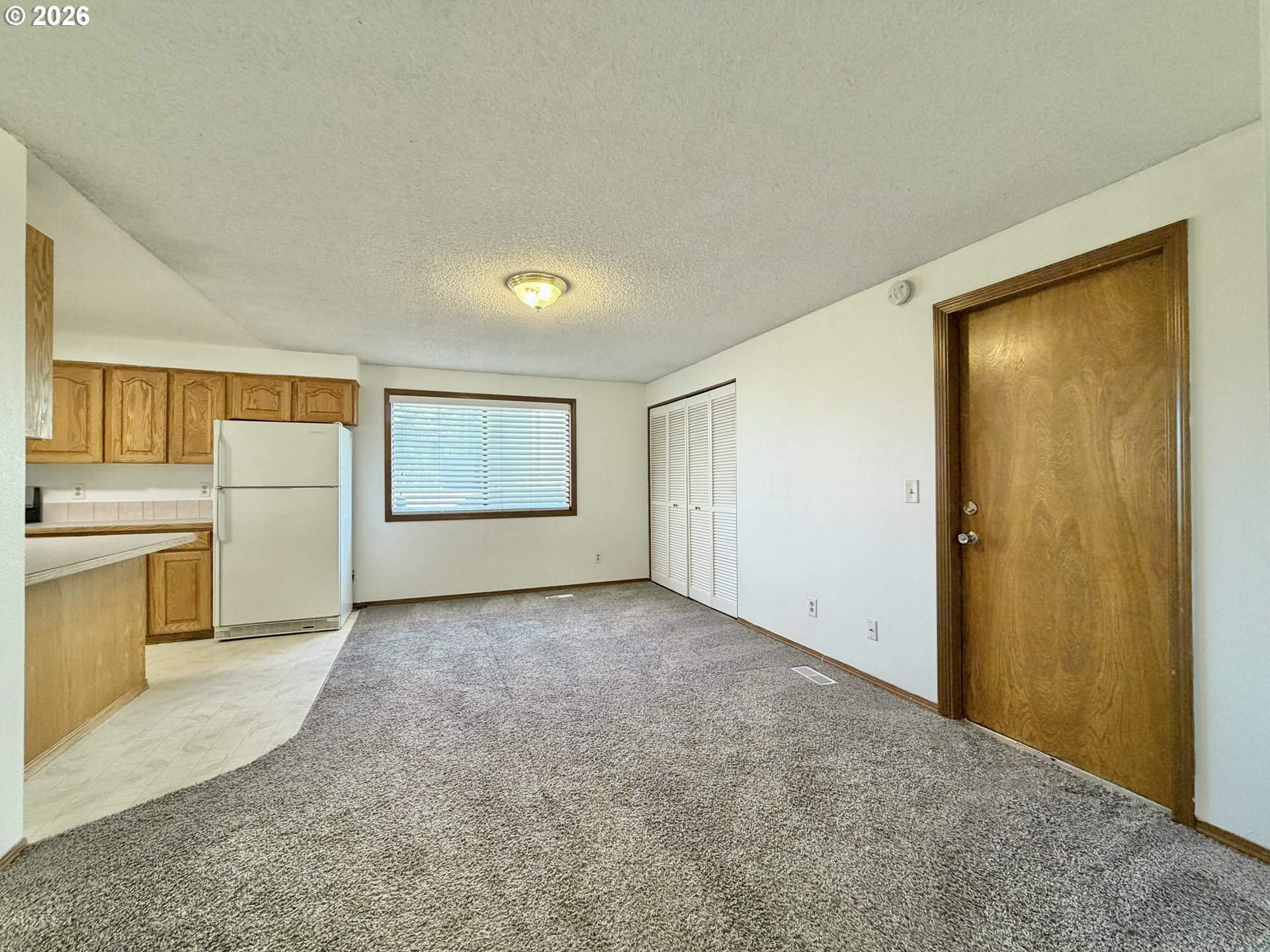 2715 Southwest 31st Street Gresham, OR 97080 - Photo 14 of 34