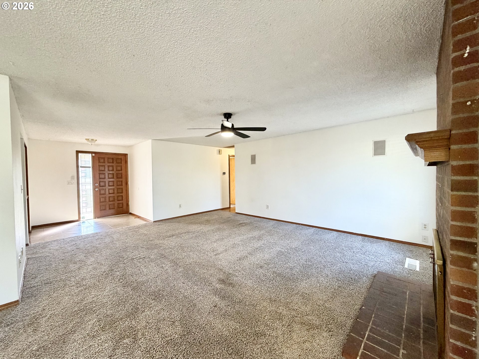 2715 Southwest 31st Street Gresham, OR 97080 - Photo 16 of 34