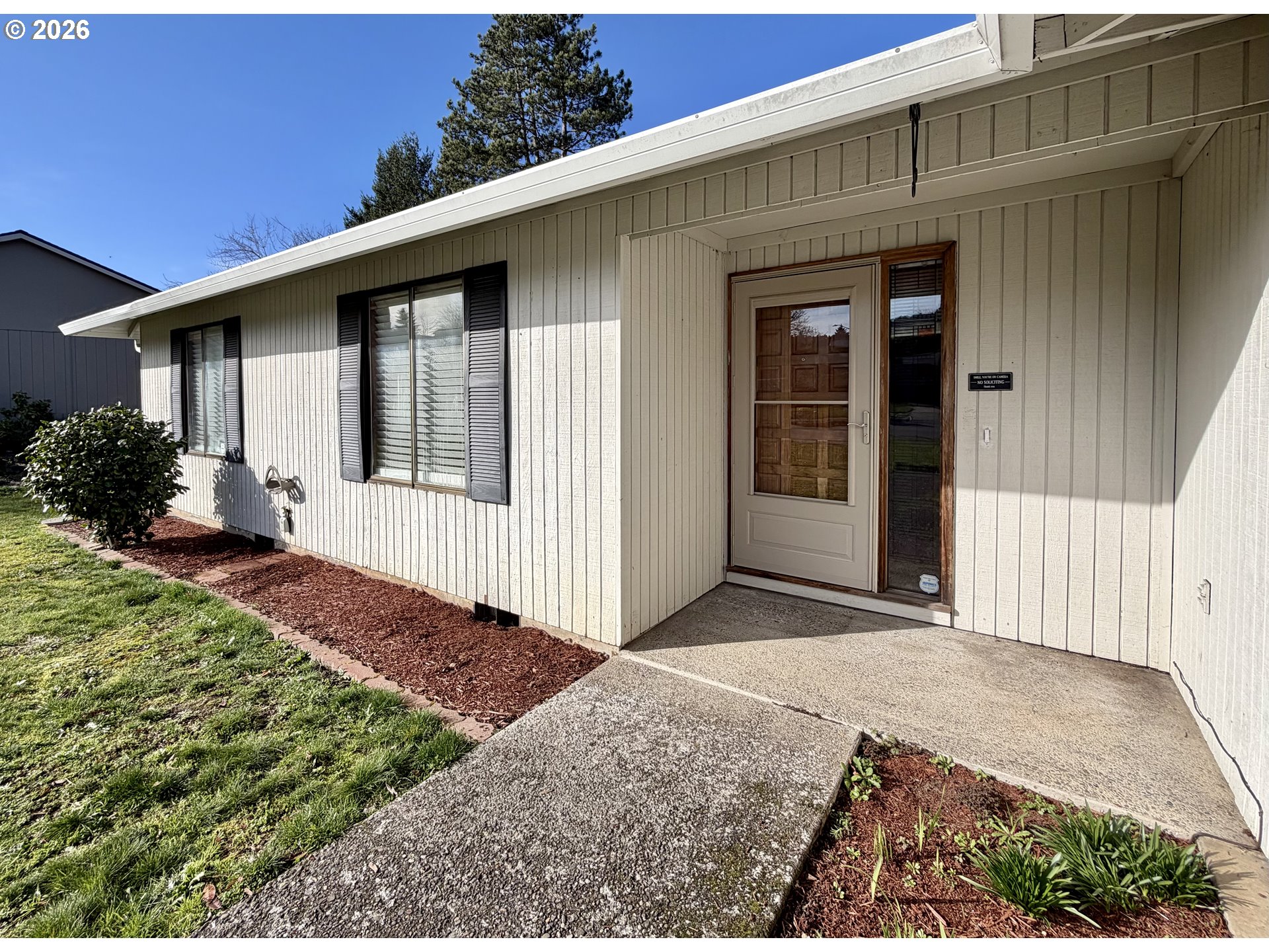 2715 Southwest 31st Street Gresham, OR 97080 - Photo 4 of 34