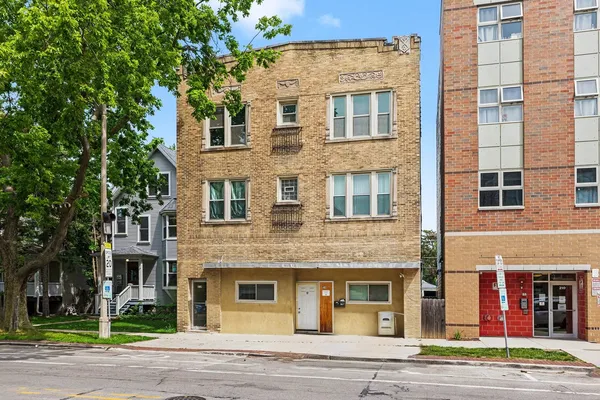 $1,200,000 | 214 Chicago Avenue, Oak Park, IL 60302