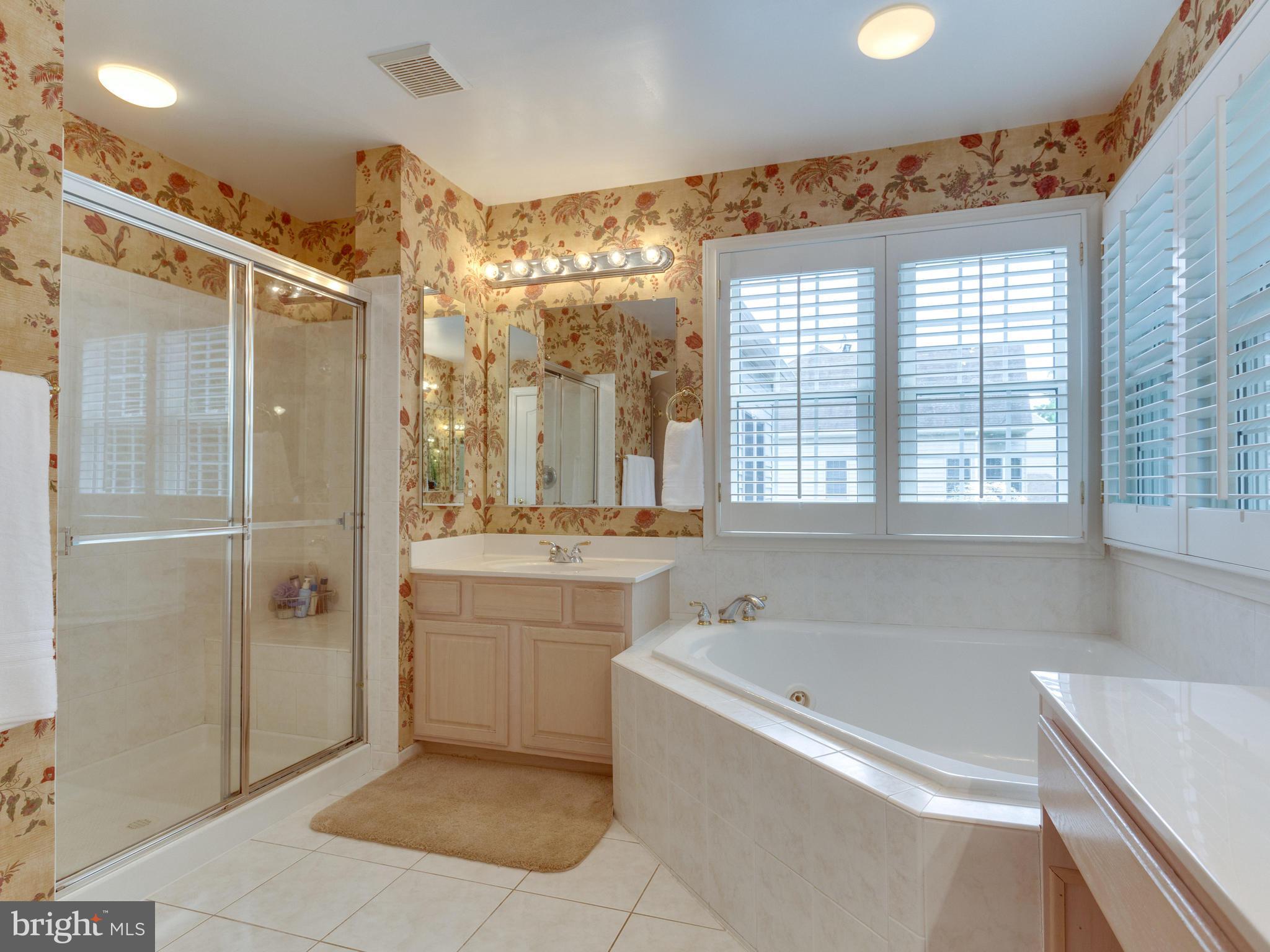 2774 Cody Road Vienna, VA 22181 - Photo 19 of 30 Bath (Master)