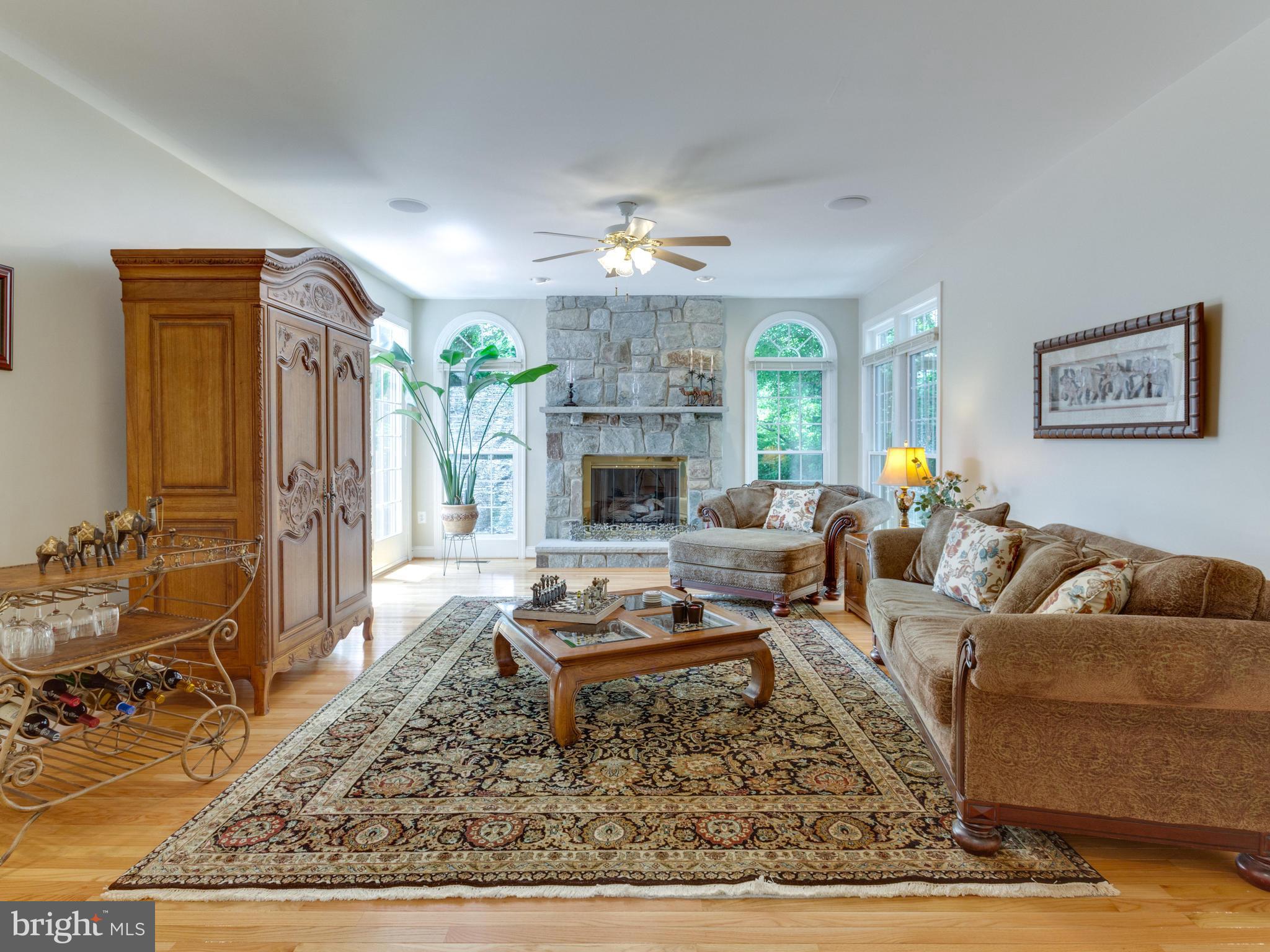 2774 Cody Road Vienna, VA 22181 - Photo 7 of 30 Family Room