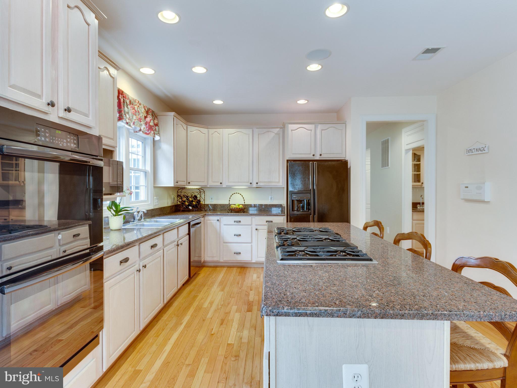 2774 Cody Road Vienna, VA 22181 - Photo 8 of 30 Kitchen