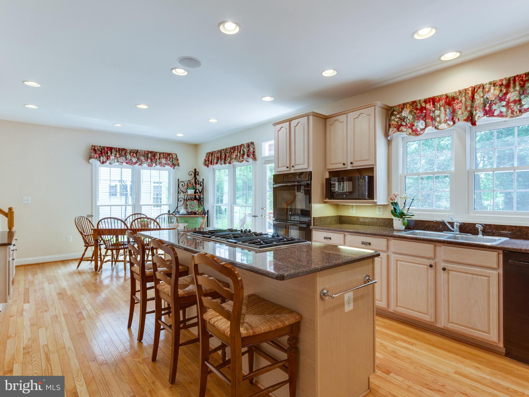 2774 Cody Road Vienna, VA 22181 - Photo 10 of 30 Kitchen