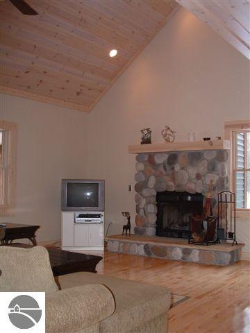 4896 Birch Point Road Honor, MI 49640 - Photo 6 of 9 1673745-5.JPG