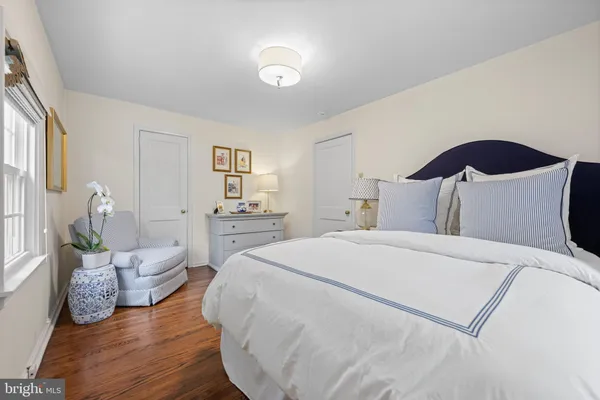 $899,000 | 245 Barcladen Circle, Bryn Mawr, PA 19010