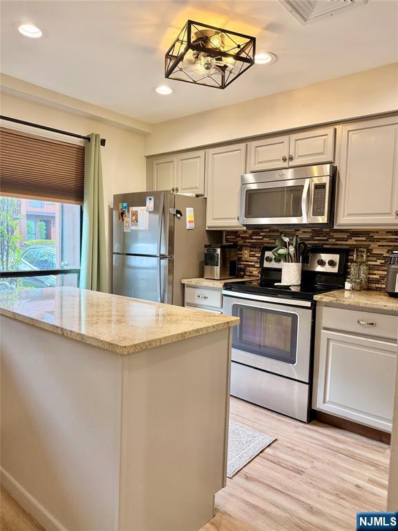 528 Upper Way Wharton, NJ 07885 - Photo 5 of 16