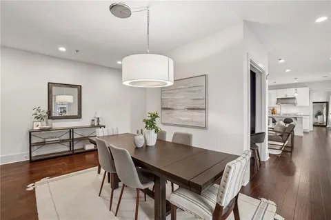 $695,000 | 301 Canton Way, Roswell, GA 30075