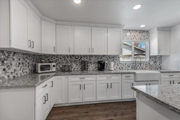 $745,000 | 2026 Mono Street, Oxnard, CA 93036