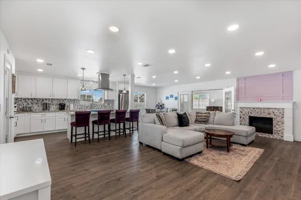 $745,000 | 2026 Mono Street, Oxnard, CA 93036