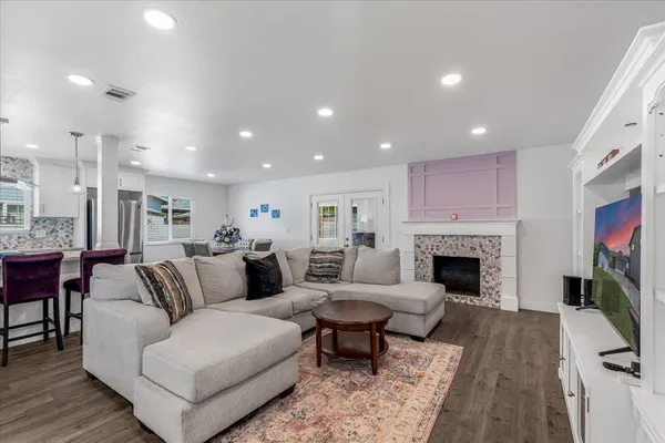 $745,000 | 2026 Mono Street, Oxnard, CA 93036