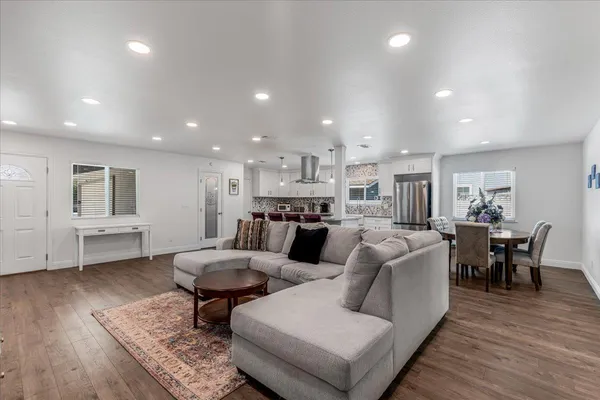 $745,000 | 2026 Mono Street, Oxnard, CA 93036