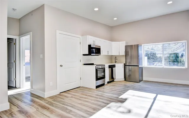 $2,250 | 292 Main Street, Unit 217, Nyack, NY 10960